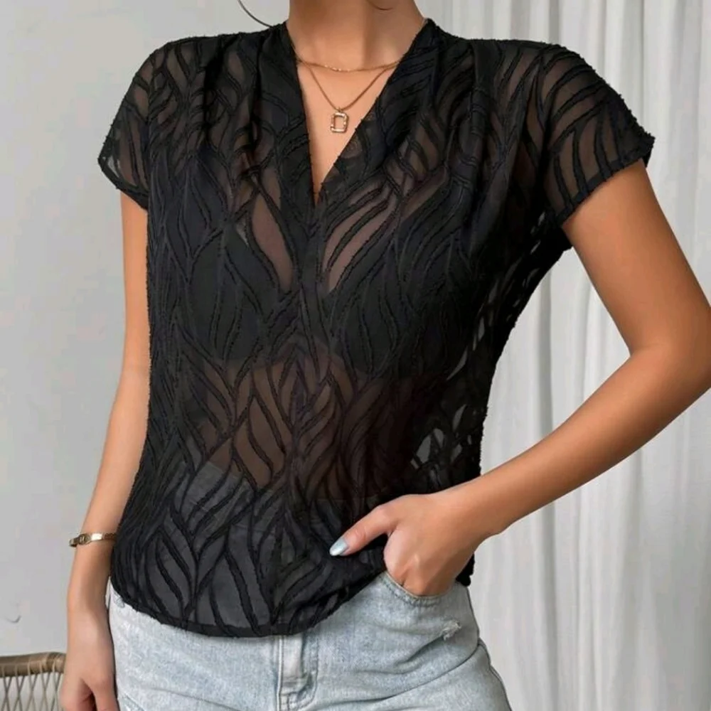 Ladies' V-Neck Jacquard Blouse,Short Sleeve Tops - Picture 3 of 4